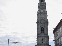 クレリゴスの塔。まだ入れませんが、塔の上からのポルトの眺めはとっても素晴らしいです。