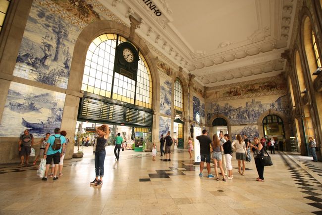 さて、ポルトの一日半の観光も終わり！サンベント駅から、また寄り道をして、リスボンへ戻ります。