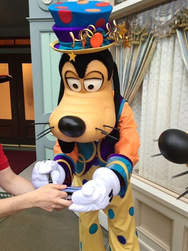 【訳あり】香港ディズニーランド フォトフレーム ミッキー ミニー グーフィー 訳あり】香港ディズニーランド フォトフレーム ミッキー ミニー