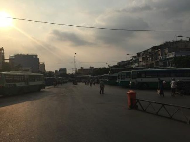 終点のチョロンバスターミナルに到着しました。