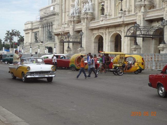 次々とクラシックカー♪　<br /><br />見飽きないな〜