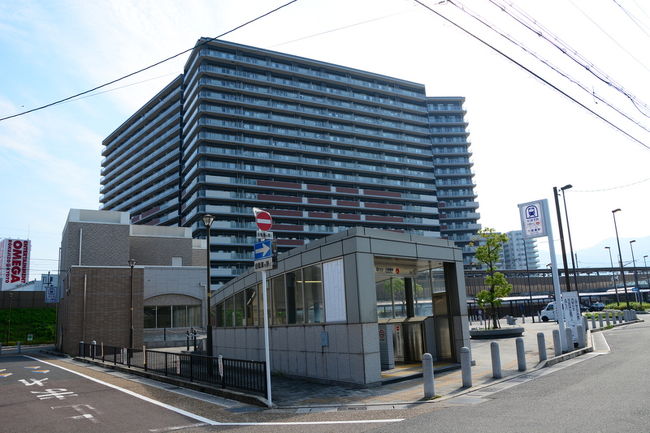 JR六地蔵駅