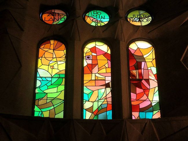 中にはアルファベットの文字がしるされているものも多い。