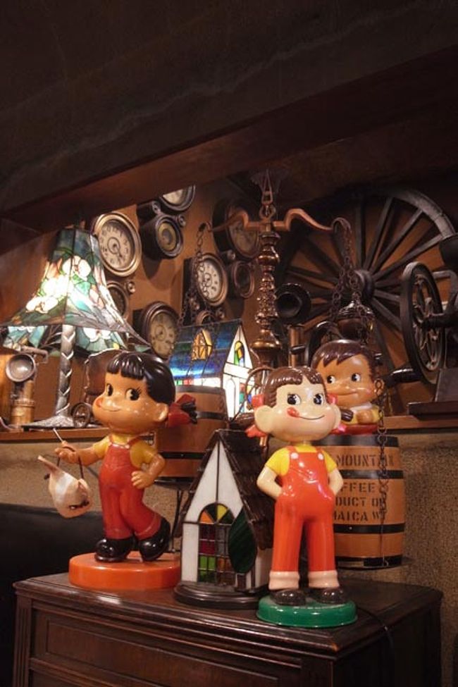 相変わらずで安心。<br />ジャマイカンカレー、食べ切れないので半分くらいの量で2つって注文したら、1つを分けたら？って言われて、えっ？いいの？？青森の人優しいな・・・。<br />ギリギリまだランチタイムだったのでカレーセット（ドリンク付き）ひとつと珈琲をひとまず注文。