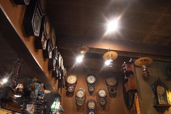 大体、奥の席の手前のどっちかが定位置というかお気に入りというか。