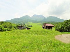 妙高山の麓に広がる池の平温泉スキー場を訪れました。
夏季は休業中で立入禁止になっていますが、冬季は多くのスキーヤーで賑わいます。

2009年３月に夜行バスを使って友人と訪れた、思い出のスキー場のひとつです。