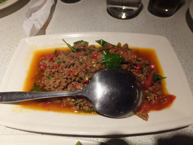 【タイ料理「皇城泰緬餐廳T.M.Palace」高雄 2016/06/19】<br /><br />牛肉そぼろ風