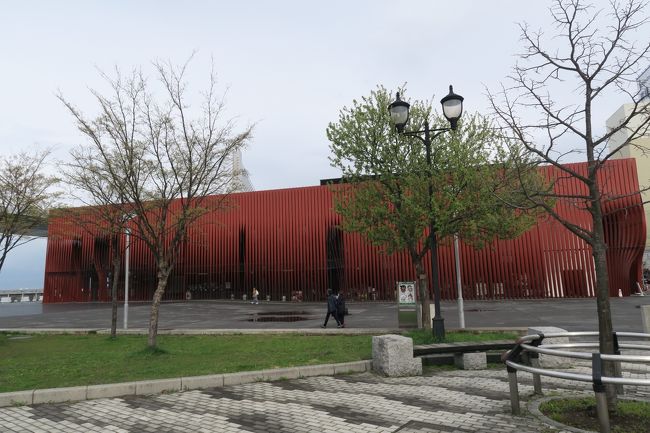 こちらの館の外観はこんな感じ。<br />とにかく広いです。<br /><br />沢山格納されているからね！