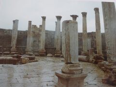 大聖堂（ナバテア人の神殿（４C）が基本です。）