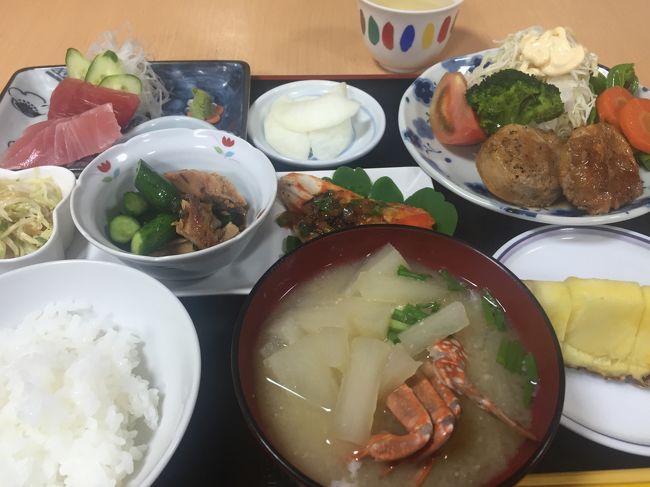 毎年恒例の初ダイビング<br />今年も石垣島に来ました。<br />宿泊は大浜荘<br />お部屋はいまいちなんですが(笑)、ここのご飯は最高に美味しいです。<br />