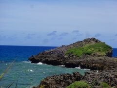 西平安名崎です。

こちらは端に灯台がありません。

何故か？それは後ほどご報告いたします。