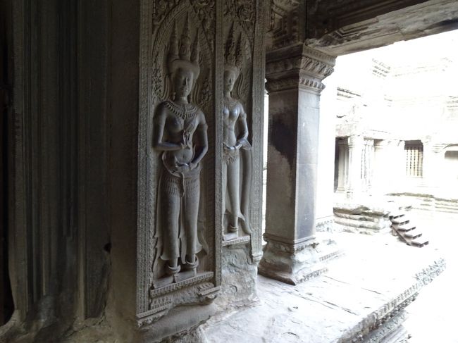 パワーありそうな彫刻<br />当たりますように。<br />当たったら修行するぞ。<br />不純