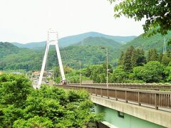 道の駅を後にし、諏訪峡大橋へ上がってきました。