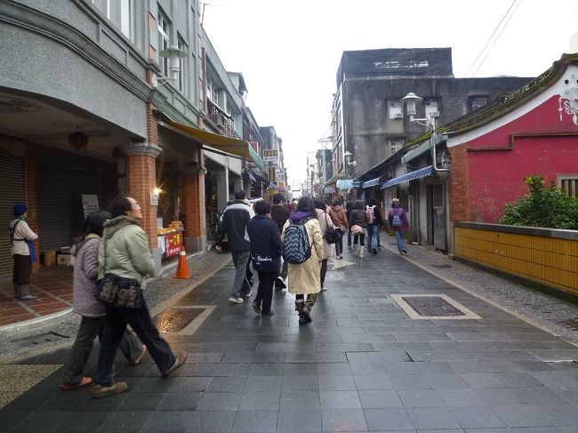 大渓老街散策<br /><br />大渓老街は大渓公園から歩いて行きました。<br />大渓老街には、和平老街と中山老街があります。 