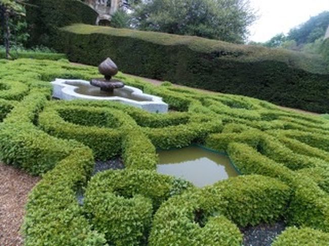 ノット ガーデン<br />エリザベス1世のドレスの柄がモチーフになっているそうです