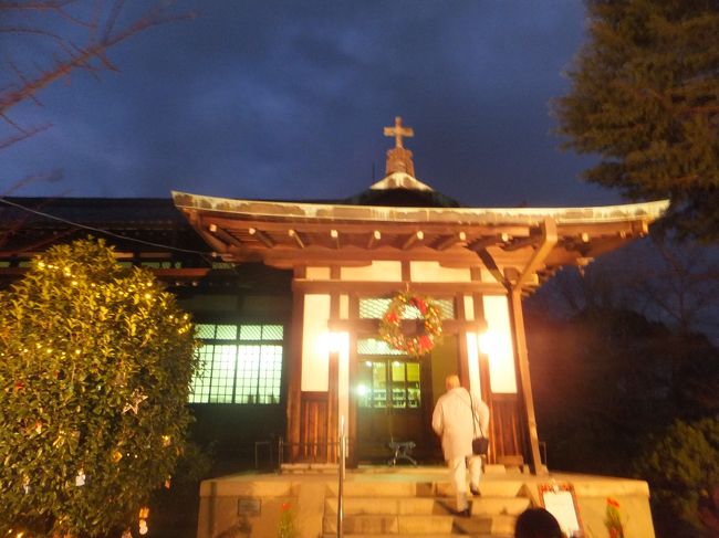 教会堂は木造のなんとなく寺院のようにも見える礼拝堂、です。<br />ちなみに重要文化財だそうです。