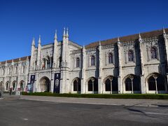 ジェロニモス修道院の西側は、国立考古博物館、海洋博物館として公開されています。