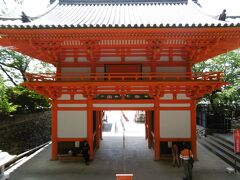 紀三井寺の山門。中からのほうがきれいかな。