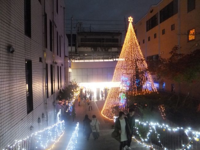 イルミネーションも見たので教会を後にします。