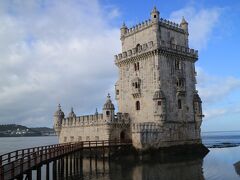 日曜日は現地留学生の案内で回った。
月曜はまたひとり・・観光スポットとベレンの塔へ（世界遺産1983年）
16世紀、大航海時代、河口の行きかう船を監視した。月曜日は閉まっていた。