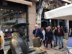 続いてポルトガルスイーツ食べ納めに、「ブラジレイラ」へ。