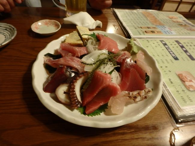 刺し盛り１５００円！<br />去年頼んだし、お刺身は食べたい本まぐろ刺しだけにしようよーと提案したのに無視された(+_+)<br />結局残した・・・