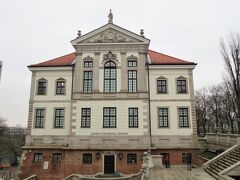 Muzeum Fryderyka Chopin（ショパン博物館）

17世紀初頭に大貴族オストログスキが建てたオストログスキ宮殿内にショパン博物館はあります。