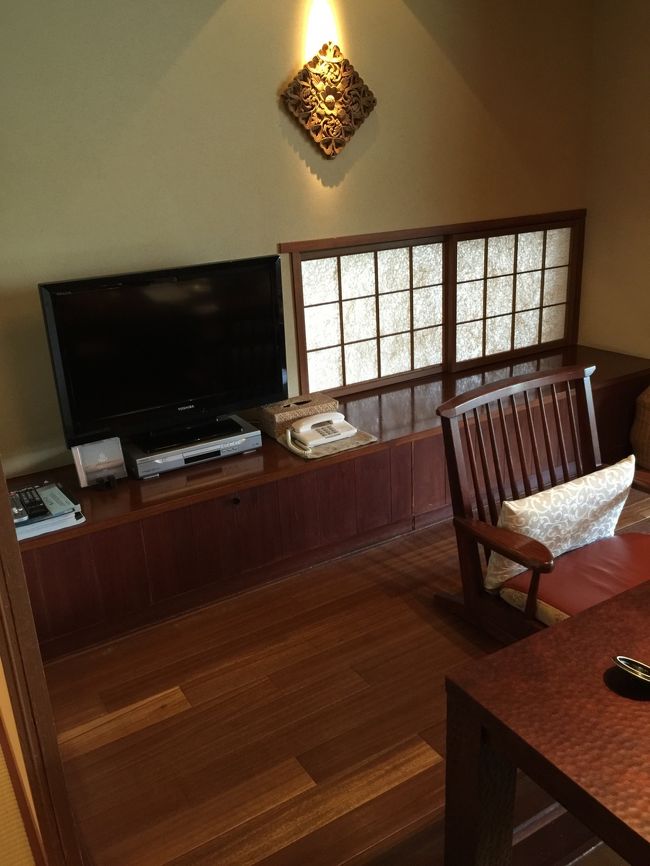 ダイニングにもテレビ有り