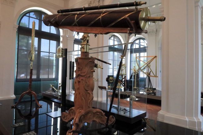 アルテ・マイスター絵画館、磁器博物館、数学・物理博物館が共通のチケットで入場出来ます。<br />EUR10.00とお得なお値段。