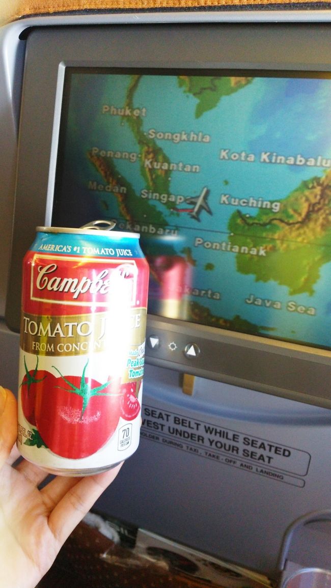 トマトジュース あまりにも嬉しすぎて<br />2枚目パチリ。<br /><br />どれだけ好きなのか。。。と。<br />パッケージも可愛い