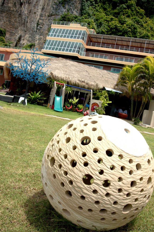 リゾート内を散歩。