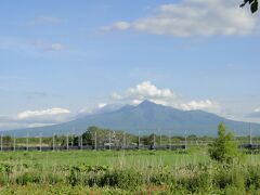 斜里岳。１５４５m。キャンプ場の目の前。