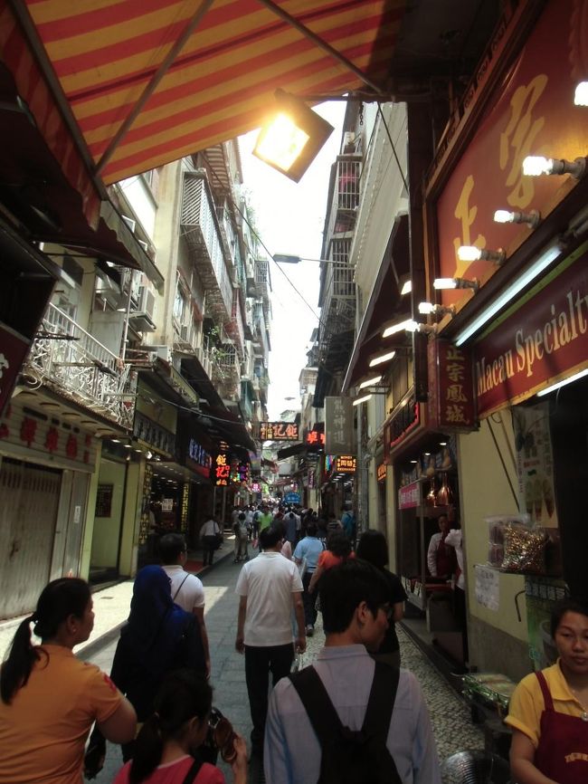 間違いに気づいて標識を確認。<br />