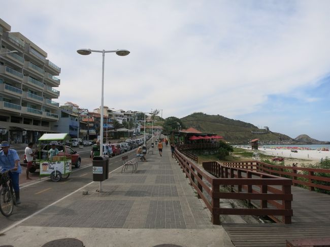 そして中心街の反対側にある、グランジ海岸（Praia Grande）です。