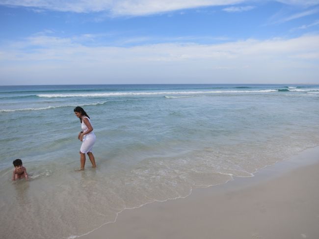 フォルノ海岸、ファロウ海岸、プラリーニャ・ド・ポンタウ海岸は別格ですが、ここも十分綺麗です。