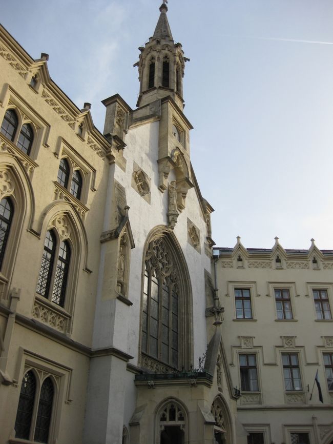 マリアの噴水広場の教会