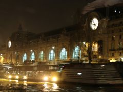 「バトー パリジャン」ディナークルーズ

そして、「オルセー美術館」、、

かつては駅舎として使われていた名残りの大きな時計がライトアップに映えて美しい、、