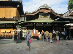 有名な道後温泉本館