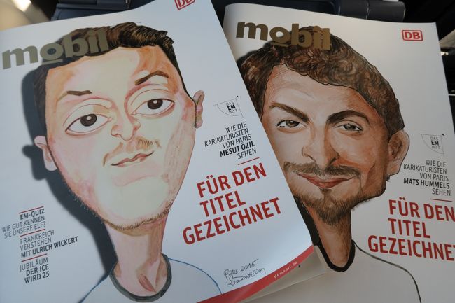 朝6：54発のICでドレスデンからベルリン中央駅へ。<br />各座席にあるドイツ国鉄の情報誌はサッカーEURO2016仕様。<br />私の席はエジルで友人の席はフンメルス。各選手、監督の表紙がありました。<br /><br />ベルリン中央駅からホテル最寄りのツォー（ZOO）駅に向かい、荷物を預けてからSバーンでオスト駅へ。
