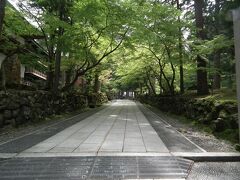 永平寺内の参道のたたずまい。