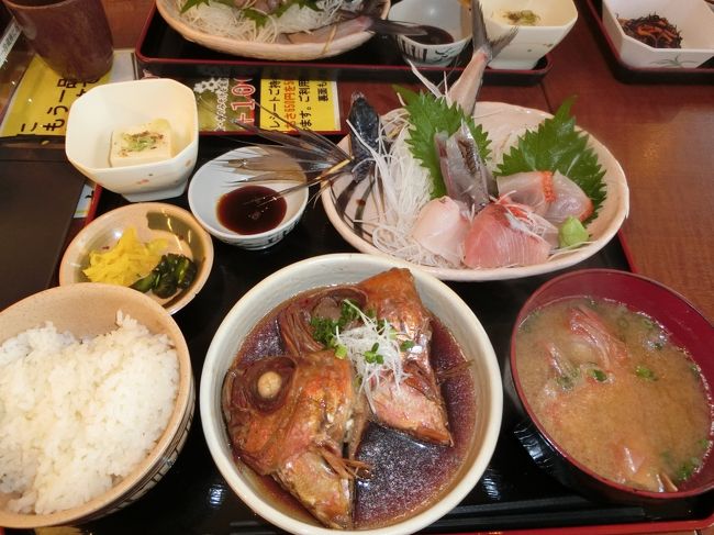 義母と私は金目の煮つけ定食。<br />凄く美味しかったです。