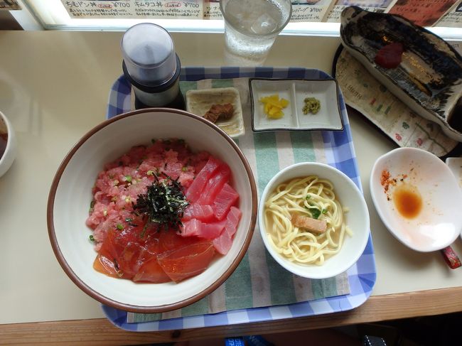 息子くんは人気のまぐろ丼☆<br />満足〜