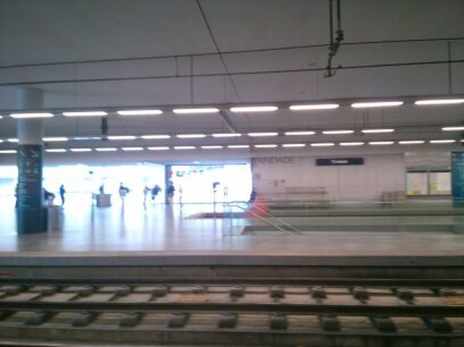 ７月８日（金）<br />帰国の日、朝食を食べ、チェックアウトしポルト空港に向かいます。ホテル近くのジョアン・デ・デウス駅からトラムの乗り、トリンダーデ駅で乗り換えます。