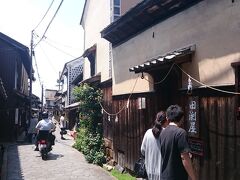 鞆の浦の町並みを歩きました。
この田渕屋さんには、たむけんさんが来られてました〜。
(友達が、すぐに気づいた)