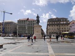 ここがロシオ広場ですね。