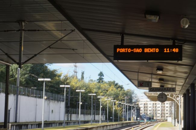 ポルト、サン・ベント駅行き。