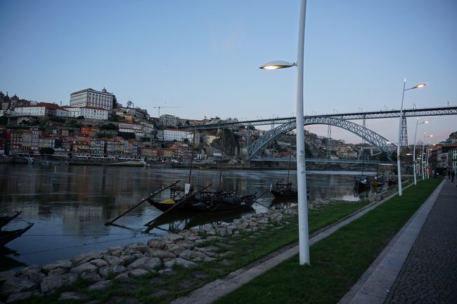 ワイナリーを出ると<br />もう夕方です。