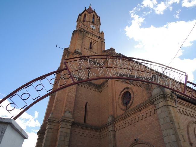 ホテル近くの教会