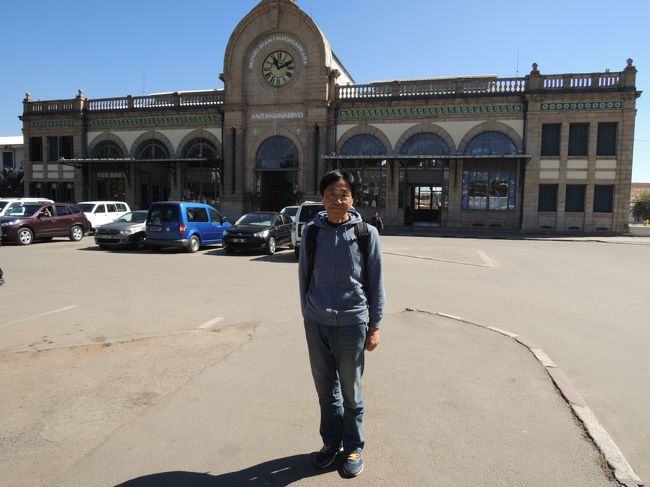 散歩で鉄道駅に行く