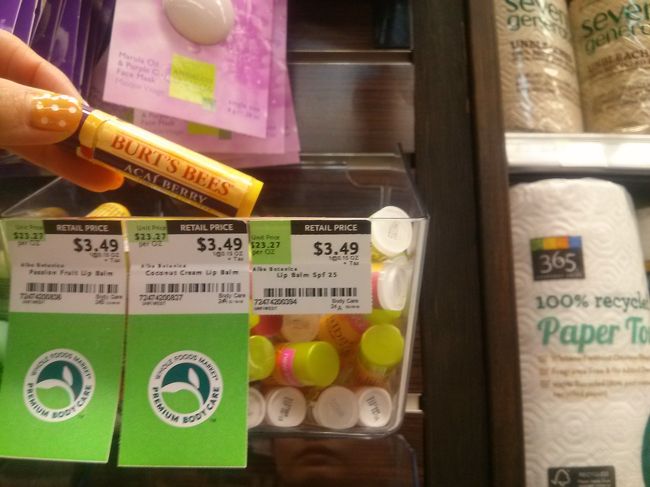 パーツビーズのリップクリームも。<br /><br />いろんなブログで見てて、欲しかったんです。<br /><br /><br />おそらくノーマルなハニーにしました。<br /><br />すごいハチミツの香り！<br /><br /><br />写真ありませんがこの他にも山盛りお買い物しました。<br /><br />当然２０分で済むことなく、１時間近くかかりました(;^ω^)<br /><br />だいぶお待たせしたブーキモにパンケーキを取りに行って、ビーチへ！